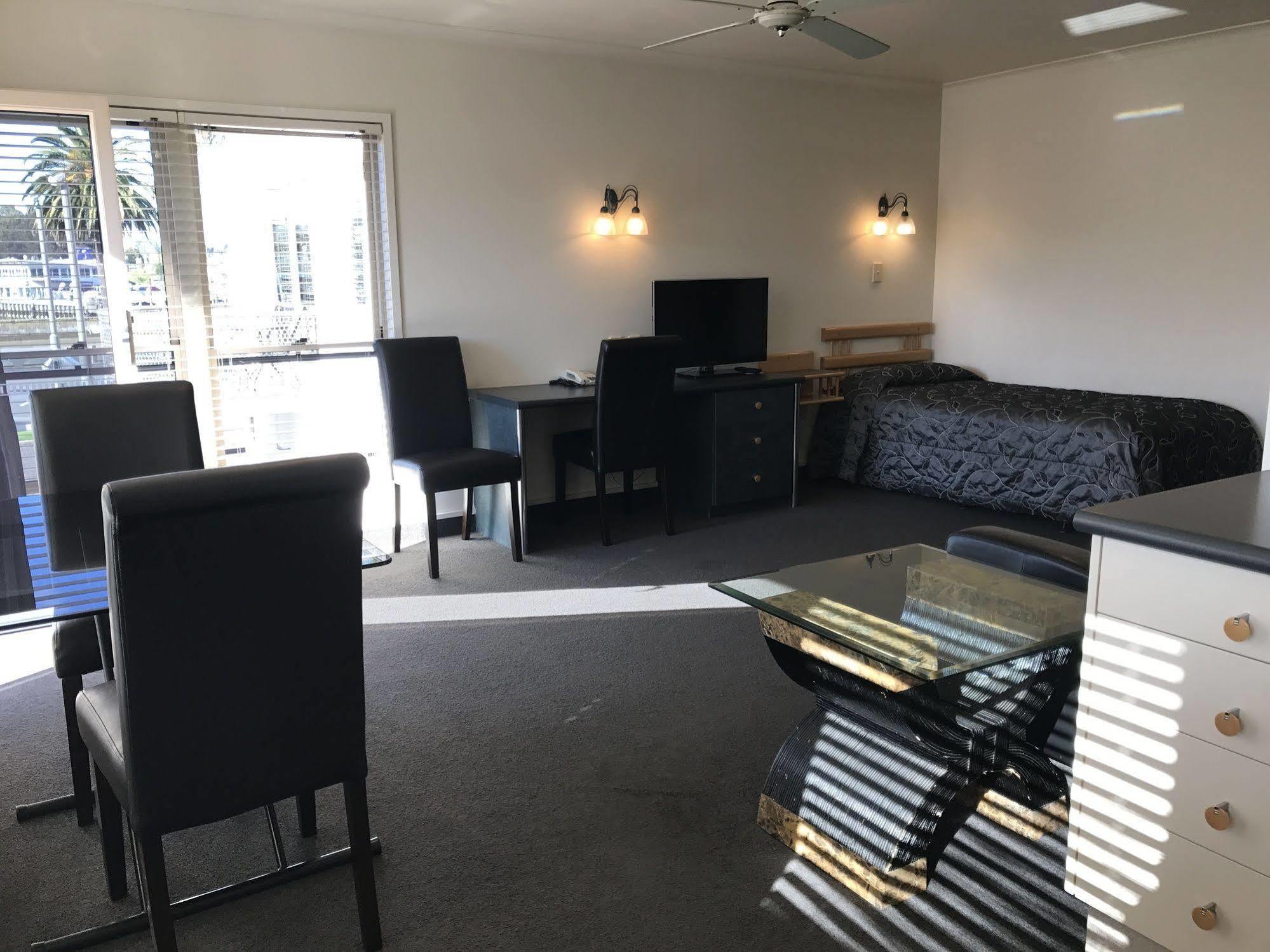 Pacific Harbour Motor Inn Gisborne Extérieur photo